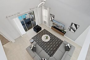 Chic 5bed Retreat Perfect for Family Getaways