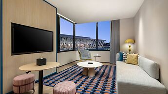 Holiday Inn Shanghai Pudong Airport by IHG