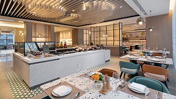 Holiday Inn Shanghai Pudong Airport by IHG