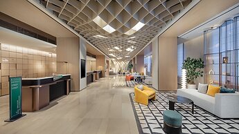 Holiday Inn Shanghai Pudong Airport by IHG