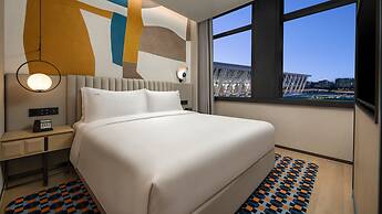 Holiday Inn Shanghai Pudong Airport by IHG