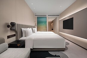 Holiday Inn Shanghai Pudong Airport by IHG