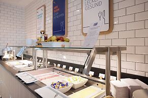 Holiday Inn Express & Suites Monheim Am Rhein by IHG