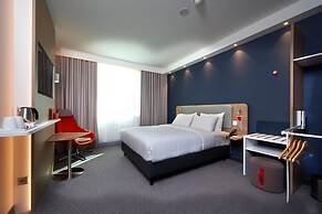 Holiday Inn Express & Suites Monheim Am Rhein by IHG
