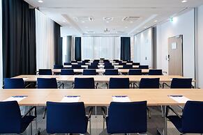 Holiday Inn Express & Suites Monheim Am Rhein by IHG