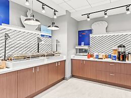 Holiday Inn Express Peotone by IHG