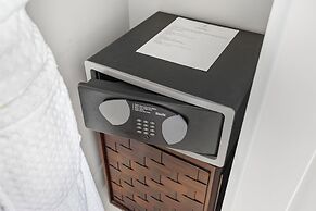 Condo w Views From The Heights 4S