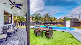 Casa Nirvana 4BR Home with Private Pool