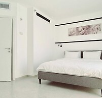 8Go to Leonardo apartments