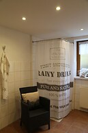 Apart Hotel Goldener Hahn Baiersbronn, Ferienwohnungen | Frühstück, Sa