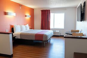 Lincoln Garden Inn