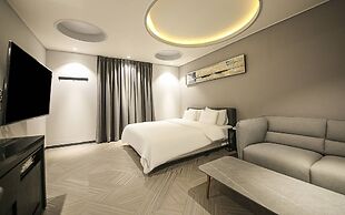 Hotel Azit - Sinsigaji