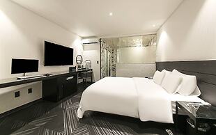 Hotel Azit - Sinsigaji