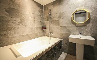 Hotel Azit - Sinsigaji