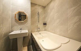 Hotel Azit - Sinsigaji