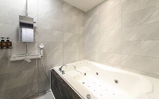 Hotel Azit - Sinsigaji