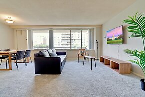 Immerse Yourself in This Beatiful Apt