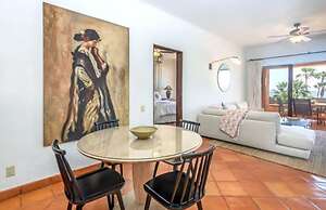 2BD Beach Front Luxury in Cabo