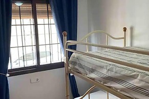 3 Bed Apartment Sleeps 6 With Shared Pool