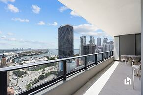 Stylish Apartments with Partial Ocean Views in Downtown