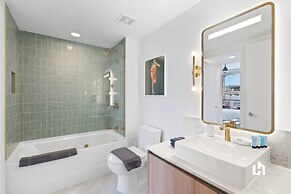 Stylish Apartments with Partial Ocean Views in Downtown