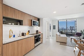 Stylish Apartments with Partial Ocean Views in Downtown