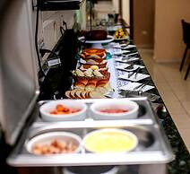 SERRA'S PALACE HOTEL