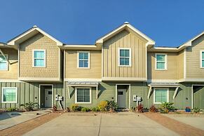 Villa La Isla Family Condo With Pool Near Corpus Christi s Best Beache