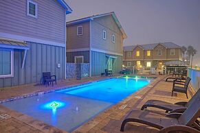 Villa La Isla Family Condo With Pool Near Corpus Christi s Best Beache