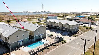 Villa La Isla Family Condo With Pool Near Corpus Christi s Best Beache