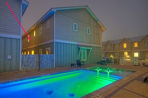 Villa La Isla Family Condo With Pool Near Corpus Christi s Best Beache