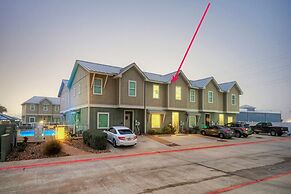 Villa La Isla Family Condo With Pool Near Corpus Christi s Best Beache
