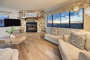 Mendel Manor by Avantstay Walk to Beach Large Deck Patio