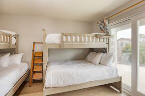 Mendel Manor by Avantstay Walk to Beach Large Deck Patio