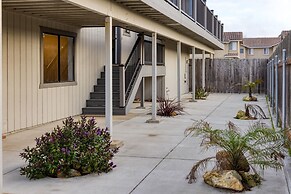 Mendel Manor by Avantstay Walk to Beach Large Deck Patio