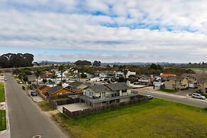 Mendel Manor by Avantstay Walk to Beach Large Deck Patio