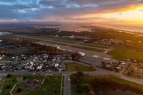 Mendel Manor by Avantstay Walk to Beach Large Deck Patio