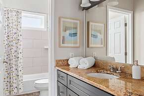 Tidal Wave by Avantstay Priv Pool Walk to Beach