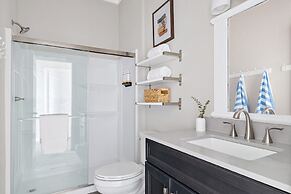 Tidal Wave by Avantstay Priv Pool Walk to Beach