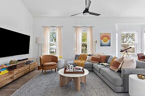 Tidal Wave by Avantstay Priv Pool Walk to Beach