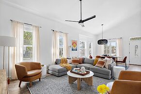 Tidal Wave by Avantstay Priv Pool Walk to Beach