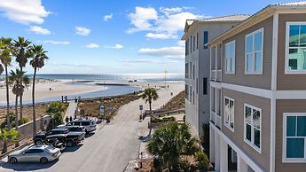 Grayt Digs by Avantstay Next to Beach Oceanview