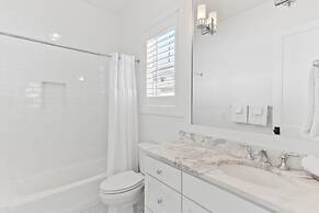 Grayt Digs by Avantstay Next to Beach Oceanview