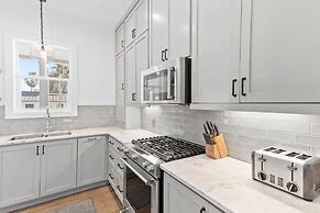 Grayt Digs by Avantstay Next to Beach Oceanview