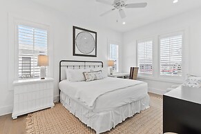 Grayt Digs by Avantstay Next to Beach Oceanview