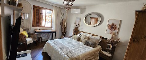 Chalé Ateliê Poder das Pedras