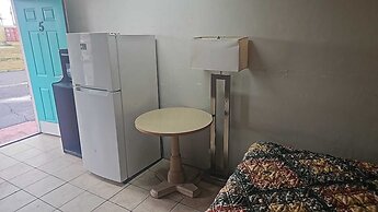 Gulfway Motel By OYO Near Airport I 37