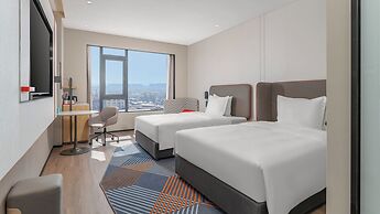 Longyan Liancheng by IHG