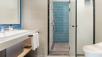 Longyan Liancheng by IHG