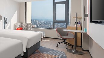 Longyan Liancheng by IHG